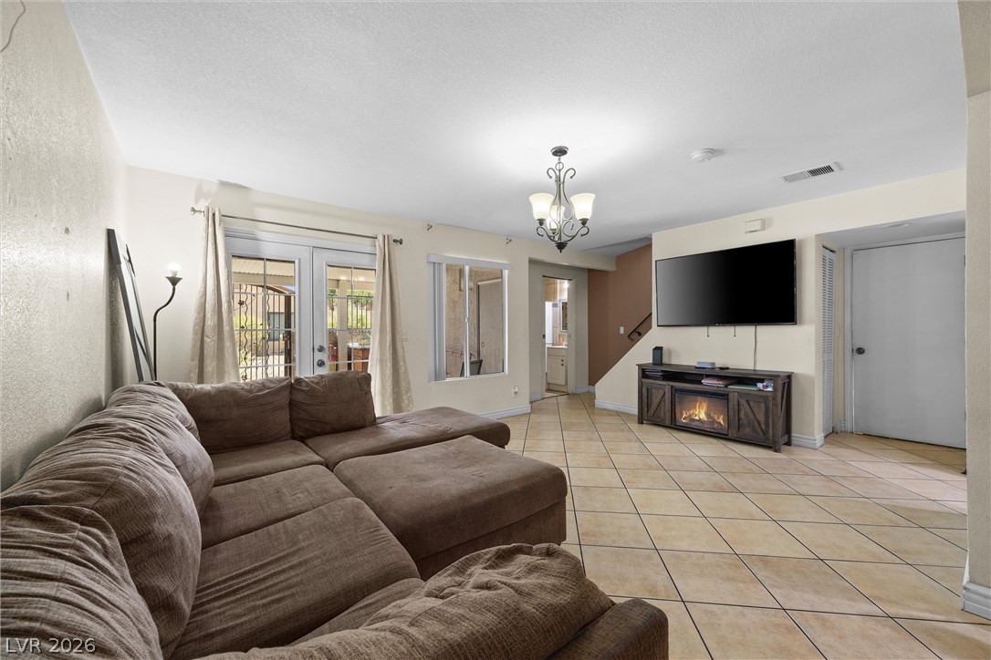 5017 Village Drive Las Vegas NV 89142