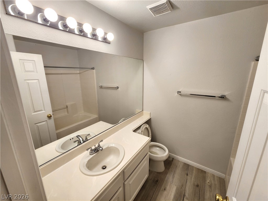 517 Pearberry Avenue Las Vegas NV 89183