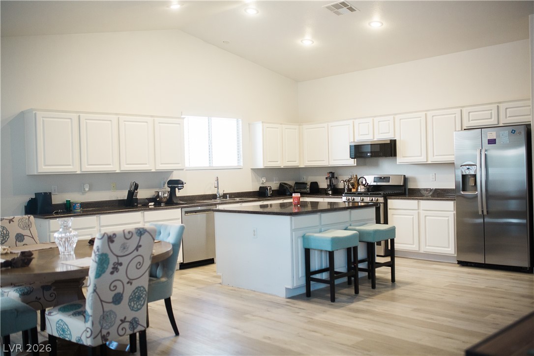 517 Pearberry Avenue Las Vegas NV 89183