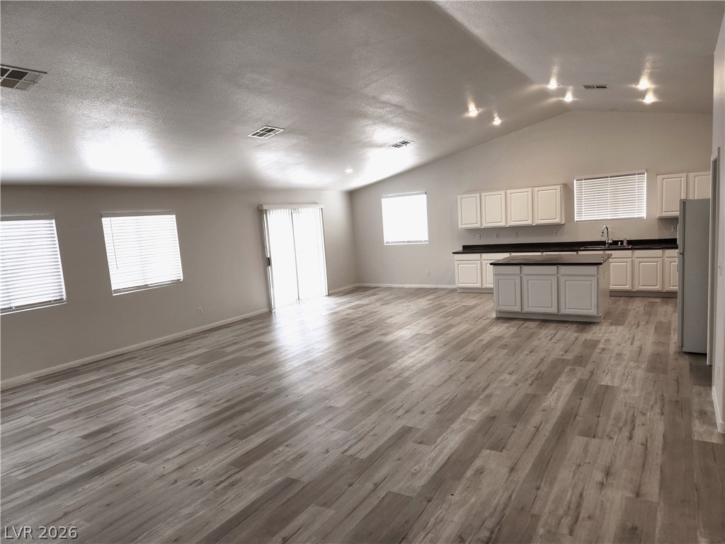 517 Pearberry Avenue Las Vegas NV 89183