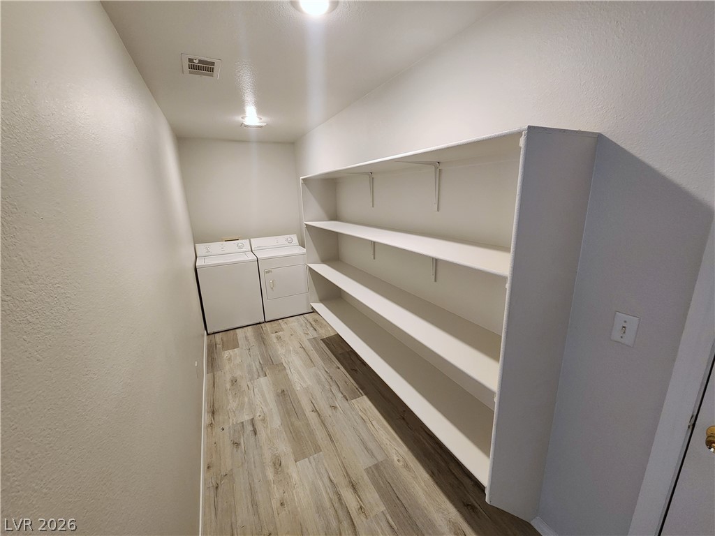 517 Pearberry Avenue Las Vegas NV 89183