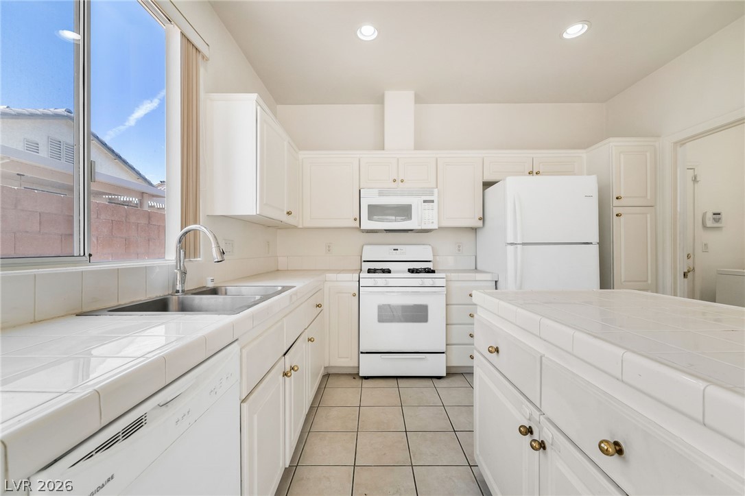8251 Shell Beach Court Las Vegas NV 89117