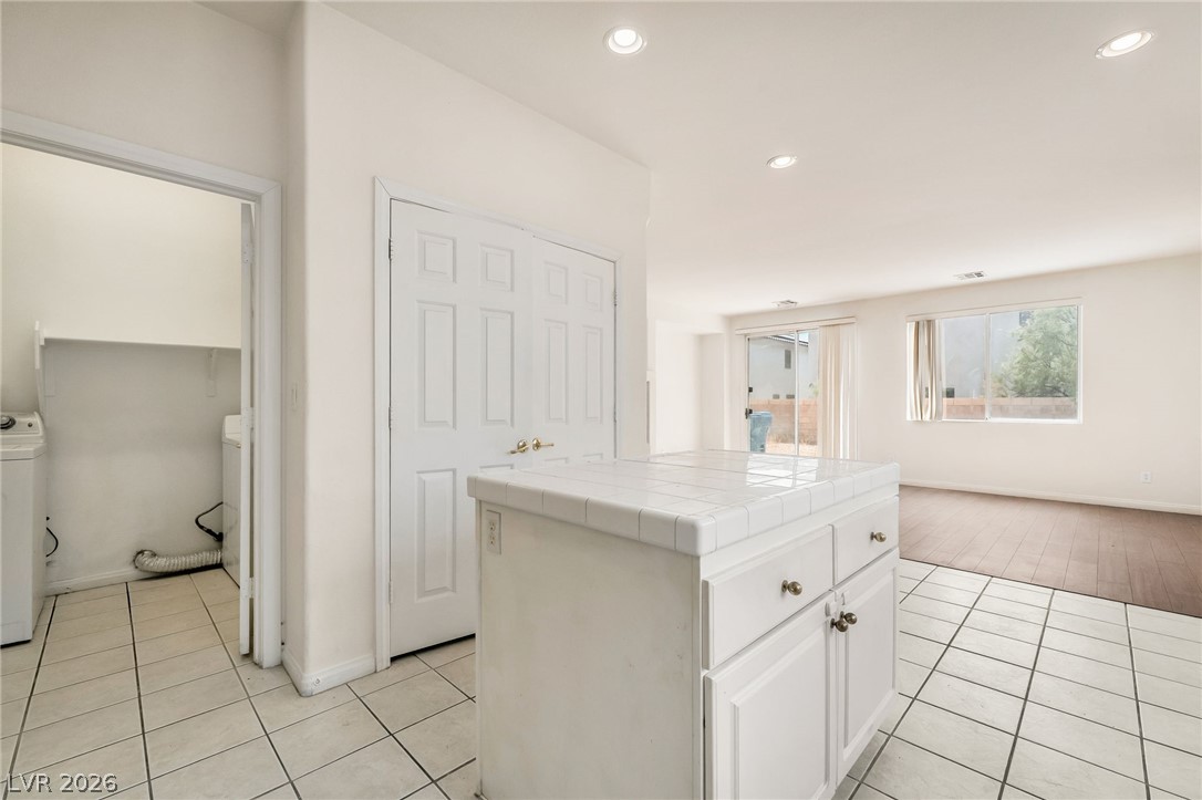 8251 Shell Beach Court Las Vegas NV 89117