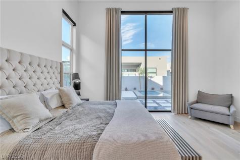 10824 Agate Cliffs Avenue Las Vegas NV 89135