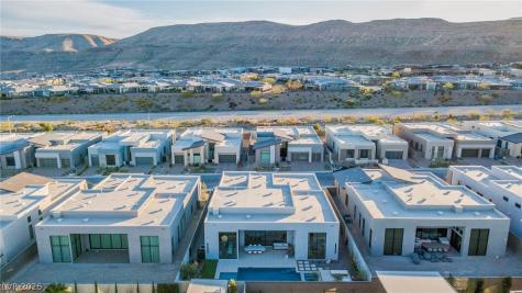 10824 Agate Cliffs Avenue Las Vegas NV 89135