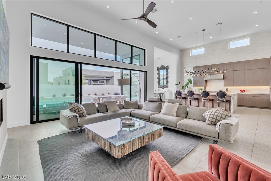 10824 Agate Cliffs Avenue Las Vegas NV 89135