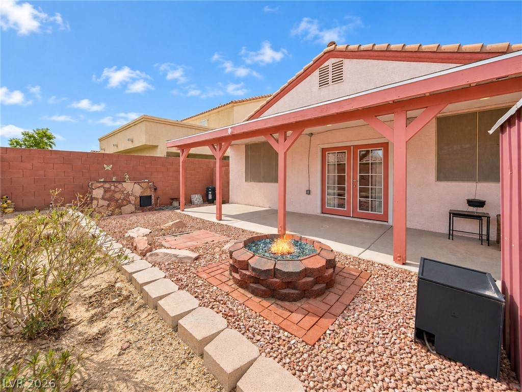 9474 Descending Creek Street Las Vegas NV 89123