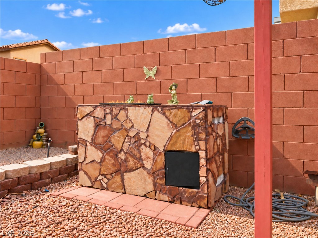 9474 Descending Creek Street Las Vegas NV 89123