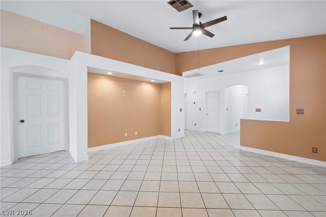 9474 Descending Creek Street Las Vegas NV 89123