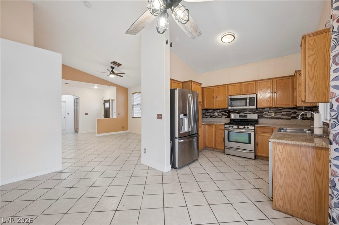 9474 Descending Creek Street Las Vegas NV 89123