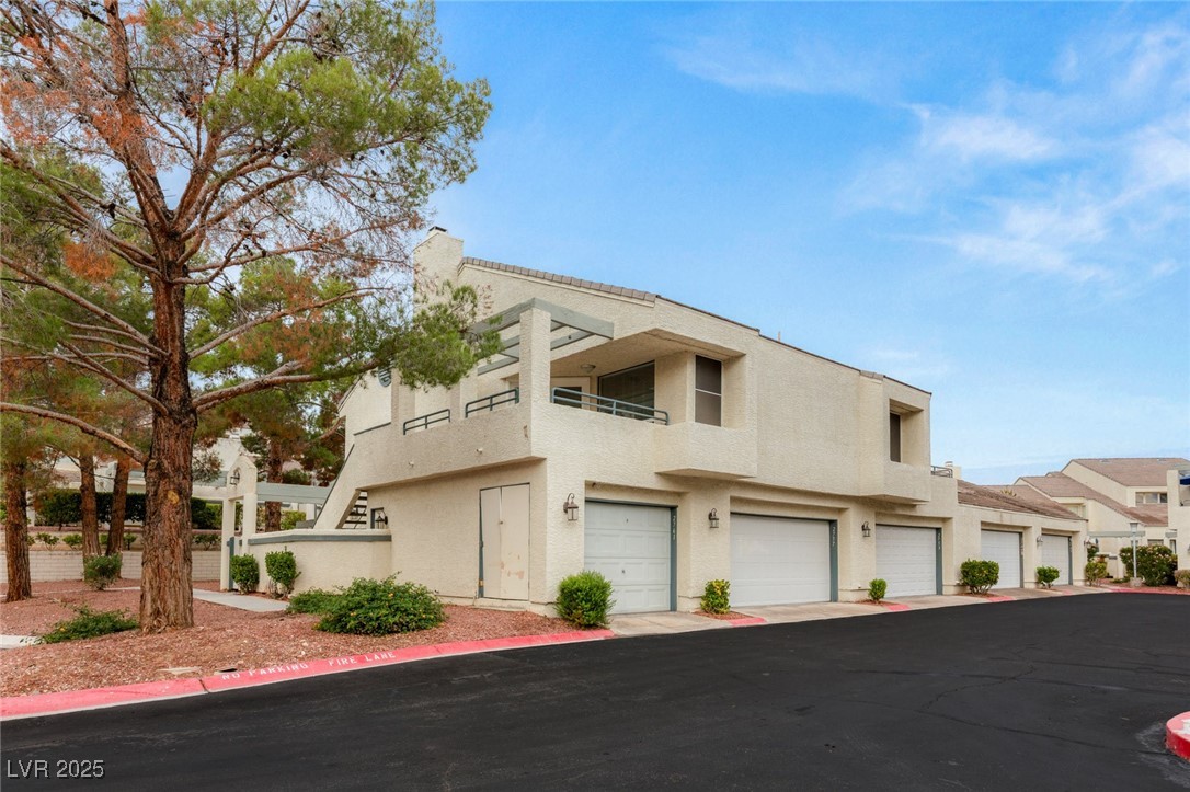 2757 Lodestone Drive Las Vegas NV 89117