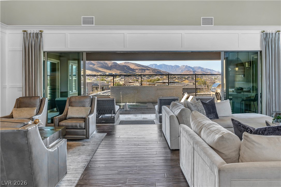 10096 Amethyst Hills Street Las Vegas NV 89148