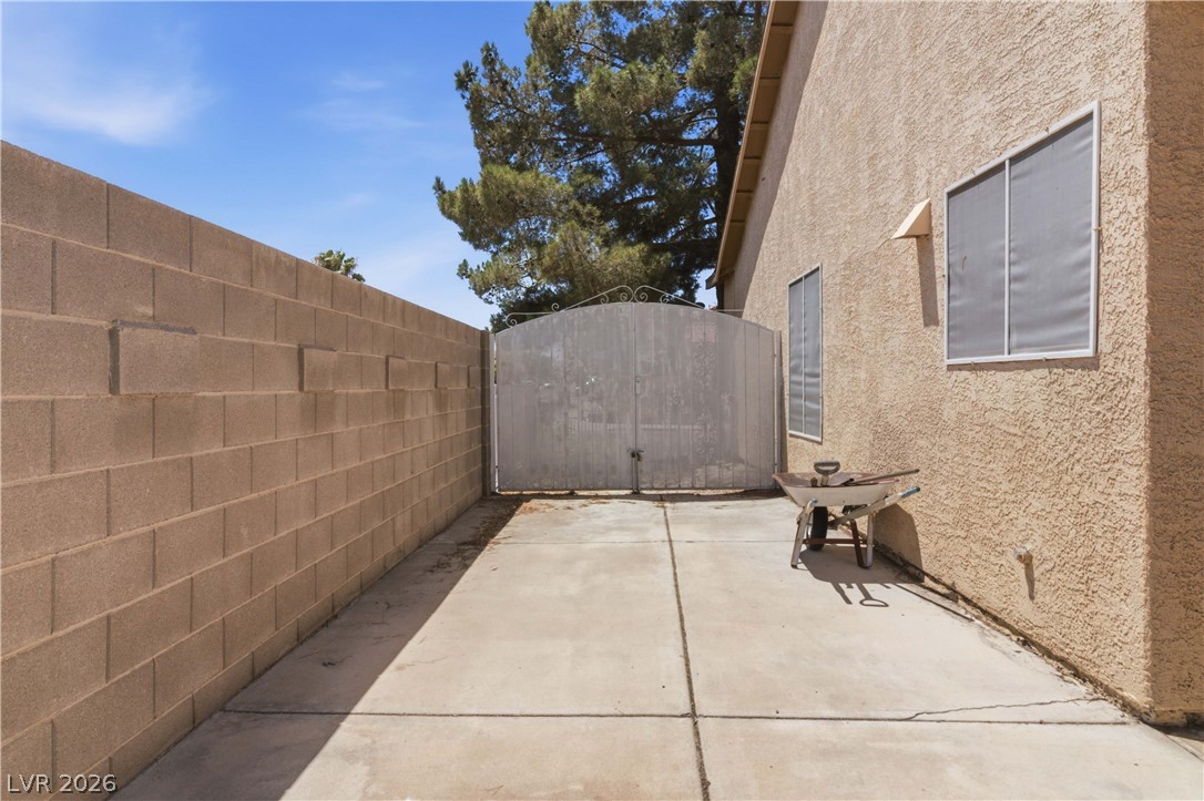 2400 Soldier Creek Court Las Vegas NV 89106