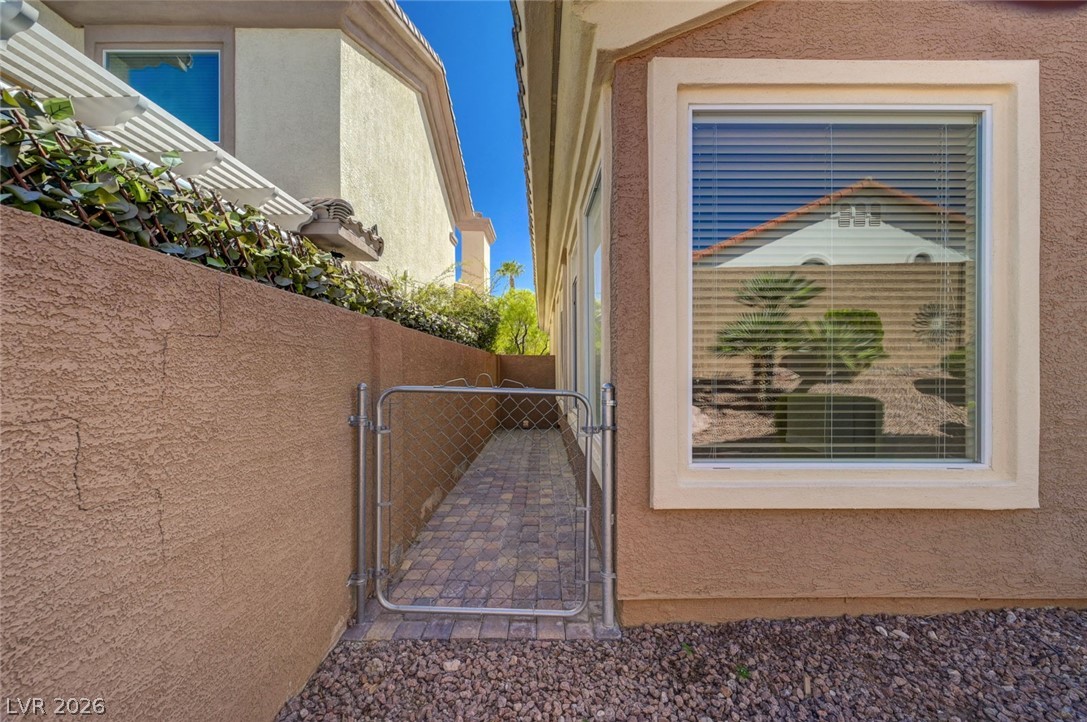 8764 Stockholm Avenue Las Vegas NV 89147
