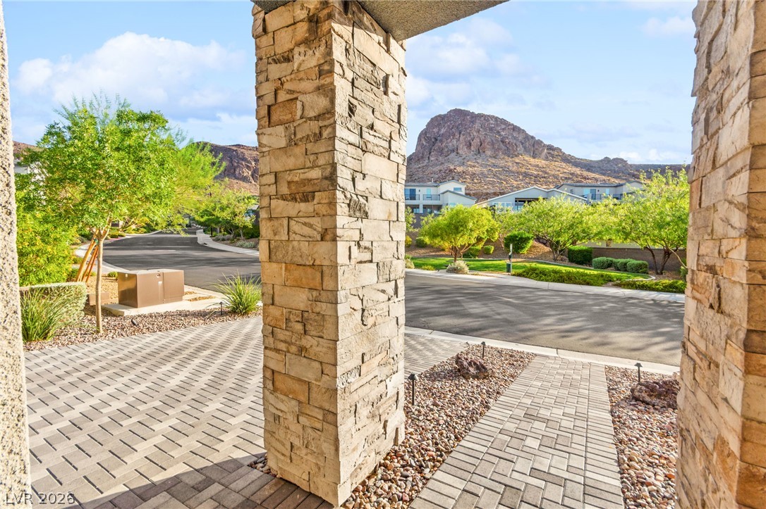 1948 Regal Bluff Drive Henderson NV 89052