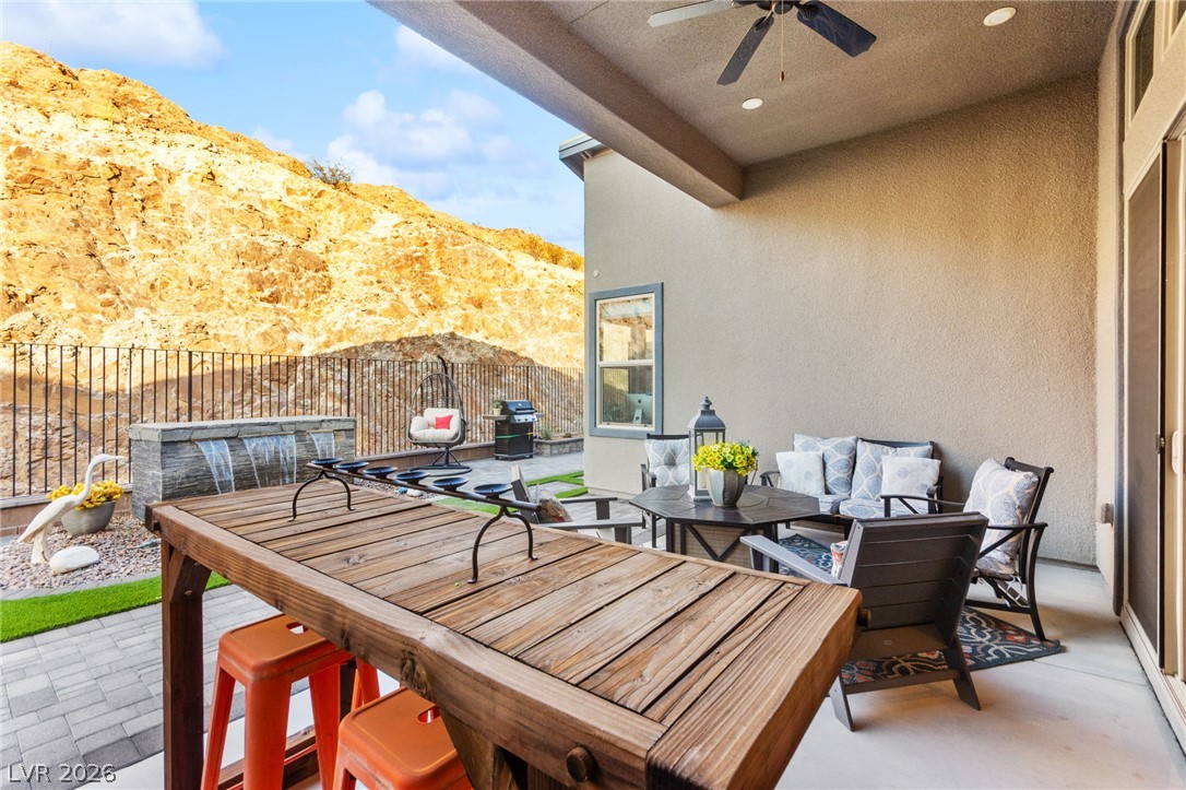 1948 Regal Bluff Drive Henderson NV 89052