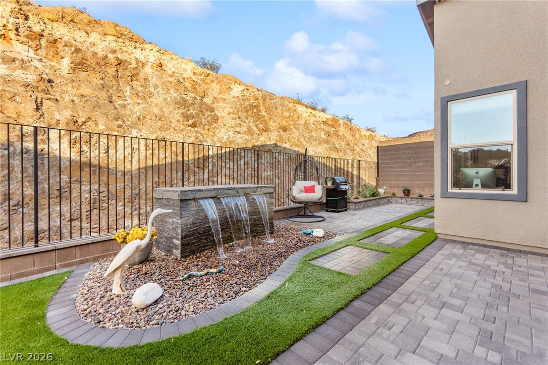 1948 Regal Bluff Drive Henderson NV 89052