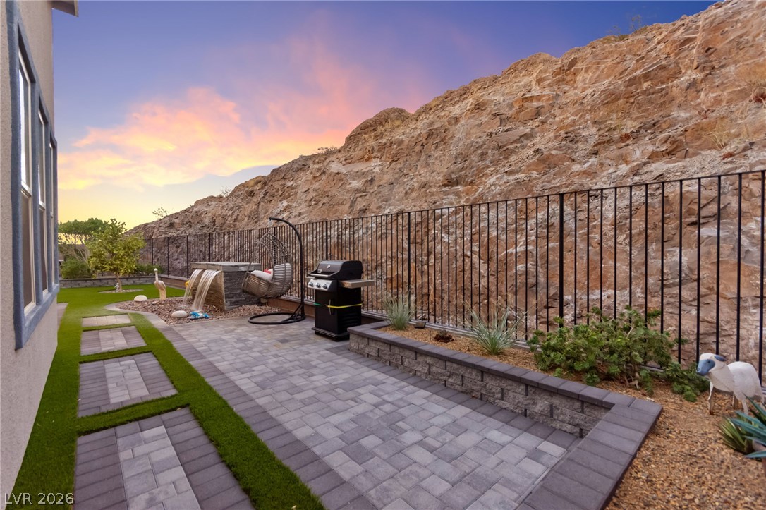 1948 Regal Bluff Drive Henderson NV 89052