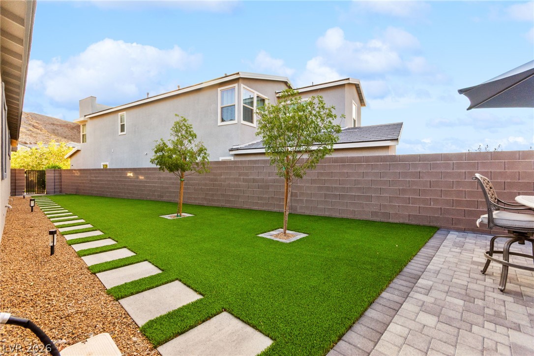 1948 Regal Bluff Drive Henderson NV 89052