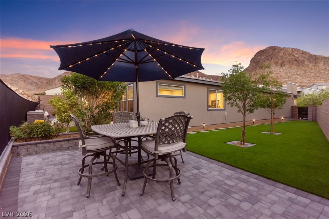 1948 Regal Bluff Drive Henderson NV 89052