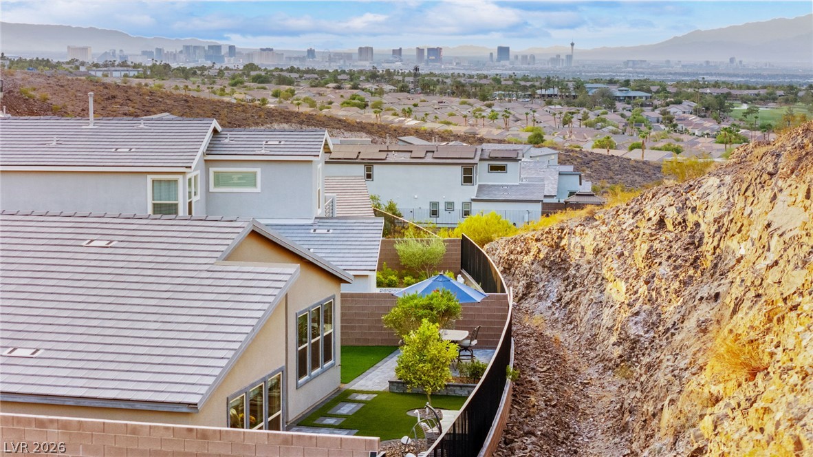 1948 Regal Bluff Drive Henderson NV 89052