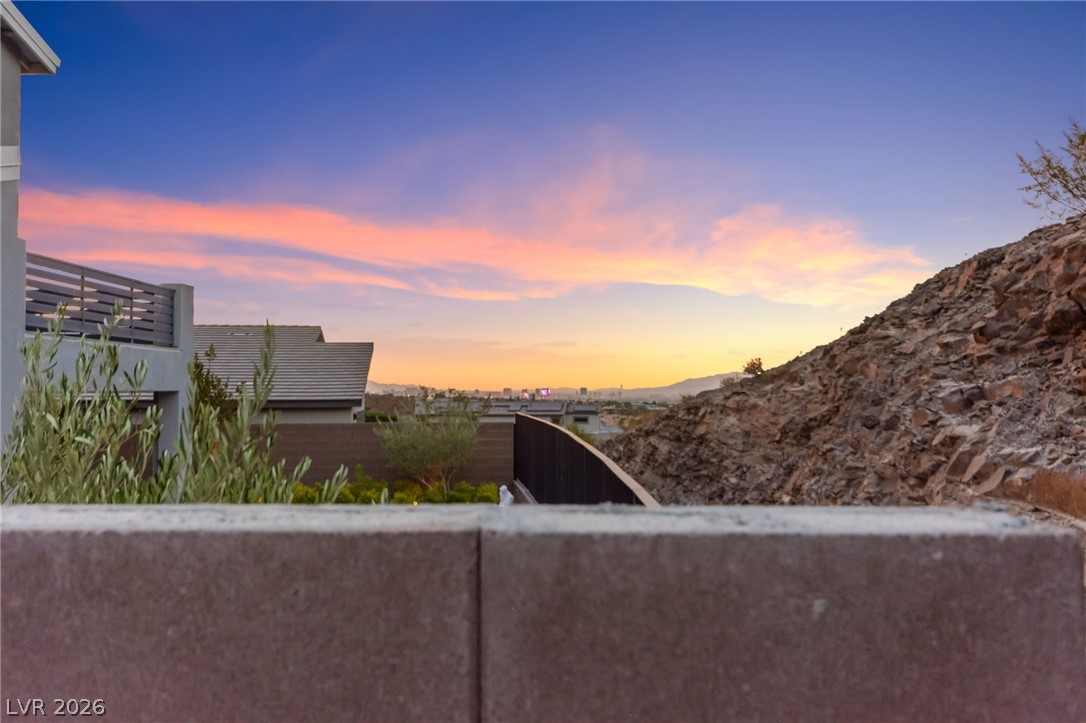 1948 Regal Bluff Drive Henderson NV 89052