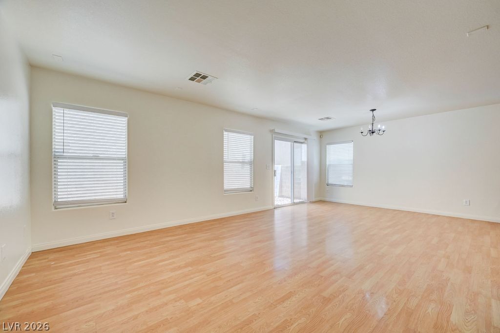 7242 Forefather Street Las Vegas NV 89148