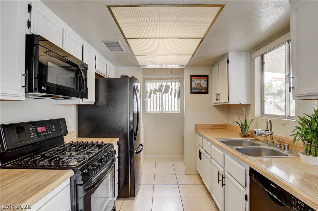2530 Palace View Drive Las Vegas NV 89121