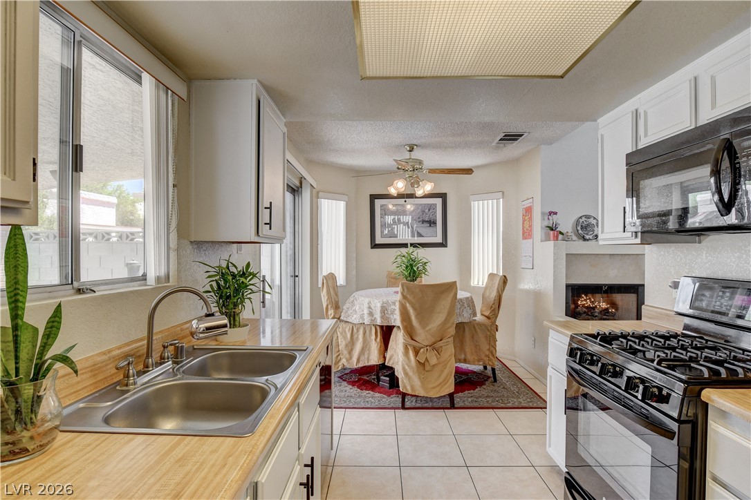 2530 Palace View Drive Las Vegas NV 89121