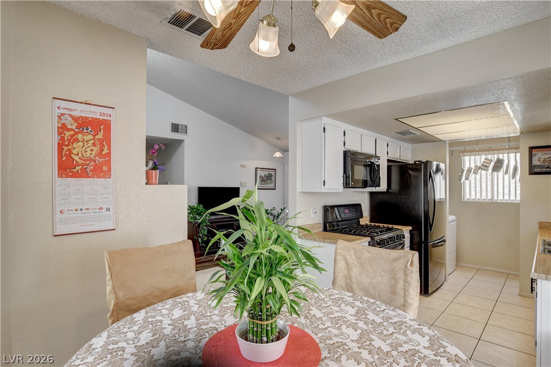 2530 Palace View Drive Las Vegas NV 89121