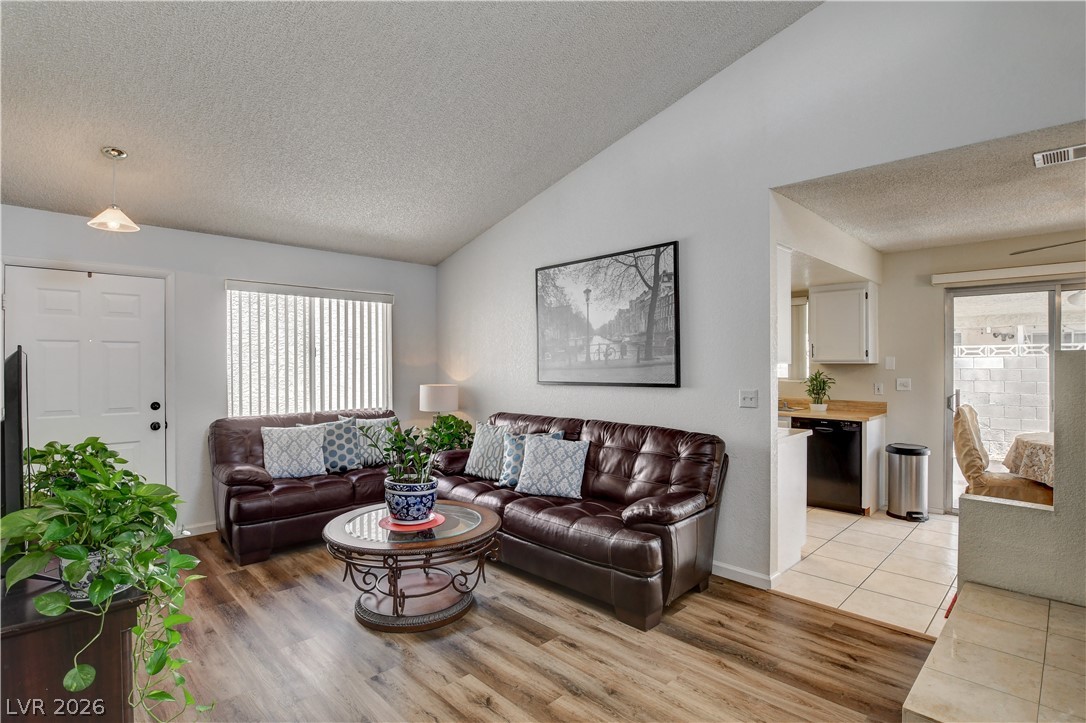 2530 Palace View Drive Las Vegas NV 89121