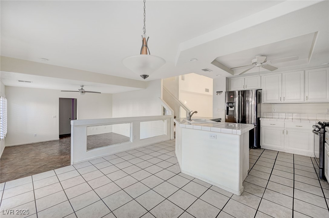 8776 Country View Avenue Las Vegas NV 89129
