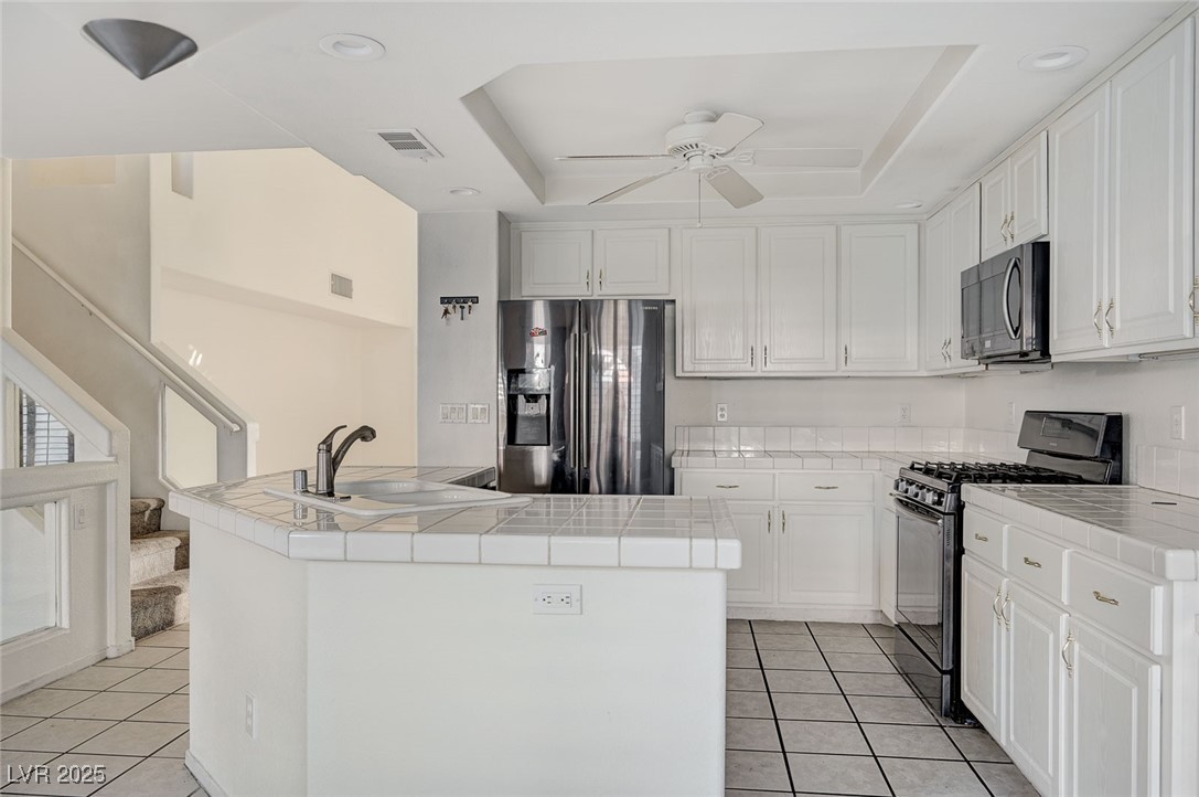 8776 Country View Avenue Las Vegas NV 89129