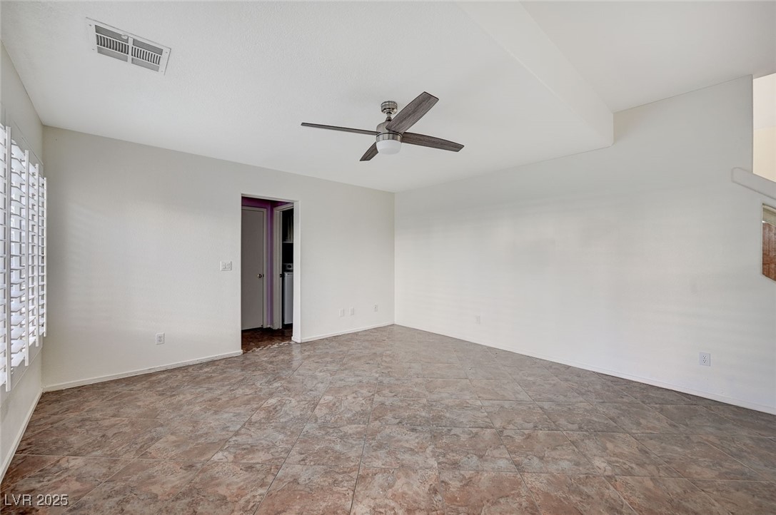 8776 Country View Avenue Las Vegas NV 89129