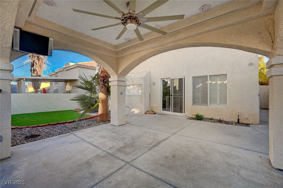 8776 Country View Avenue Las Vegas NV 89129