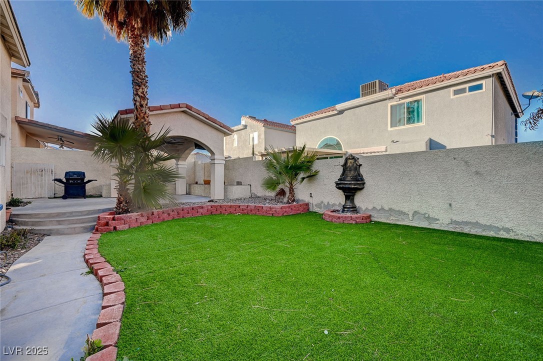 8776 Country View Avenue Las Vegas NV 89129
