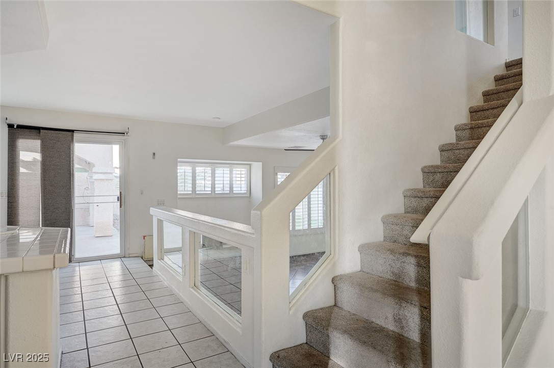 8776 Country View Avenue Las Vegas NV 89129