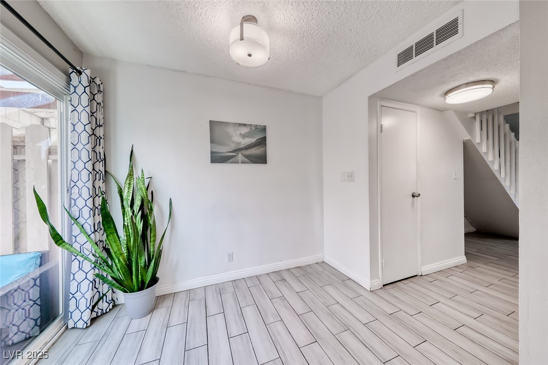 4770 Topaz Street 46 Las Vegas NV 89121