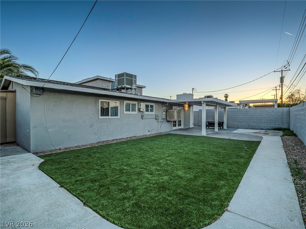 5320 Holmby Avenue Las Vegas NV 89146