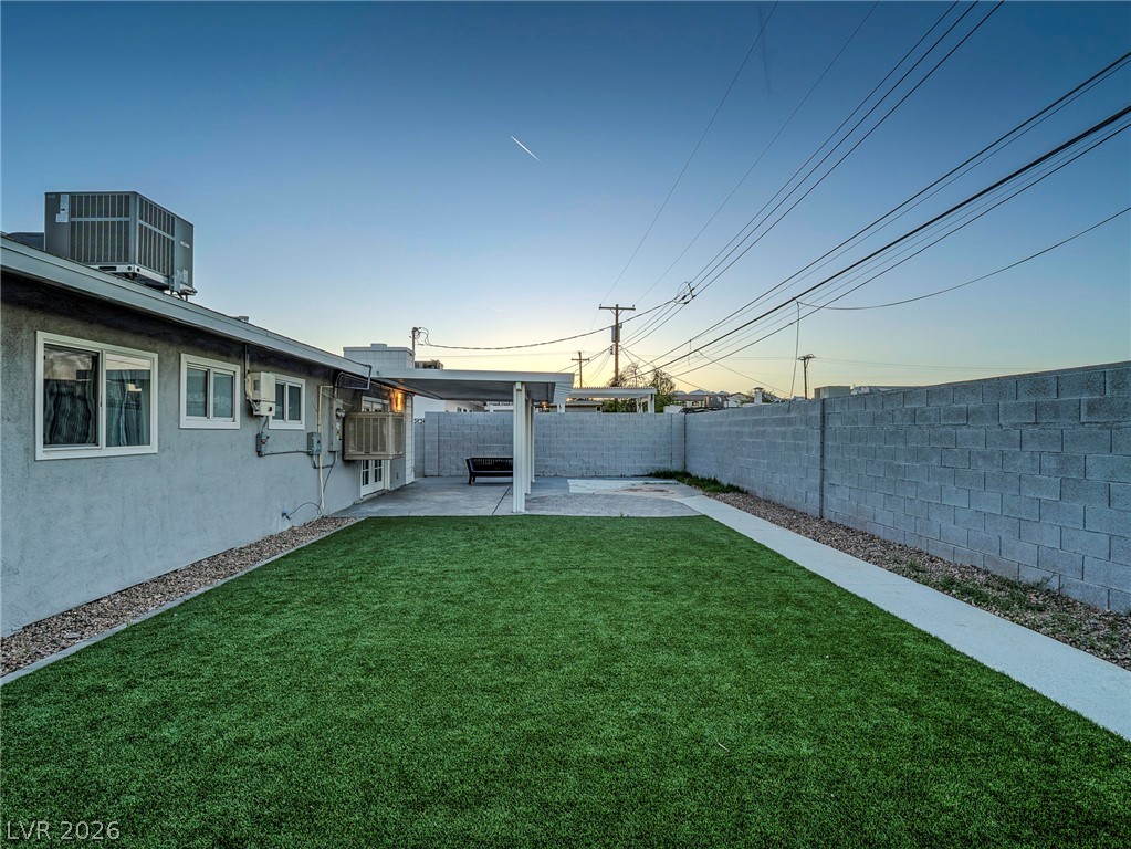 5320 Holmby Avenue Las Vegas NV 89146