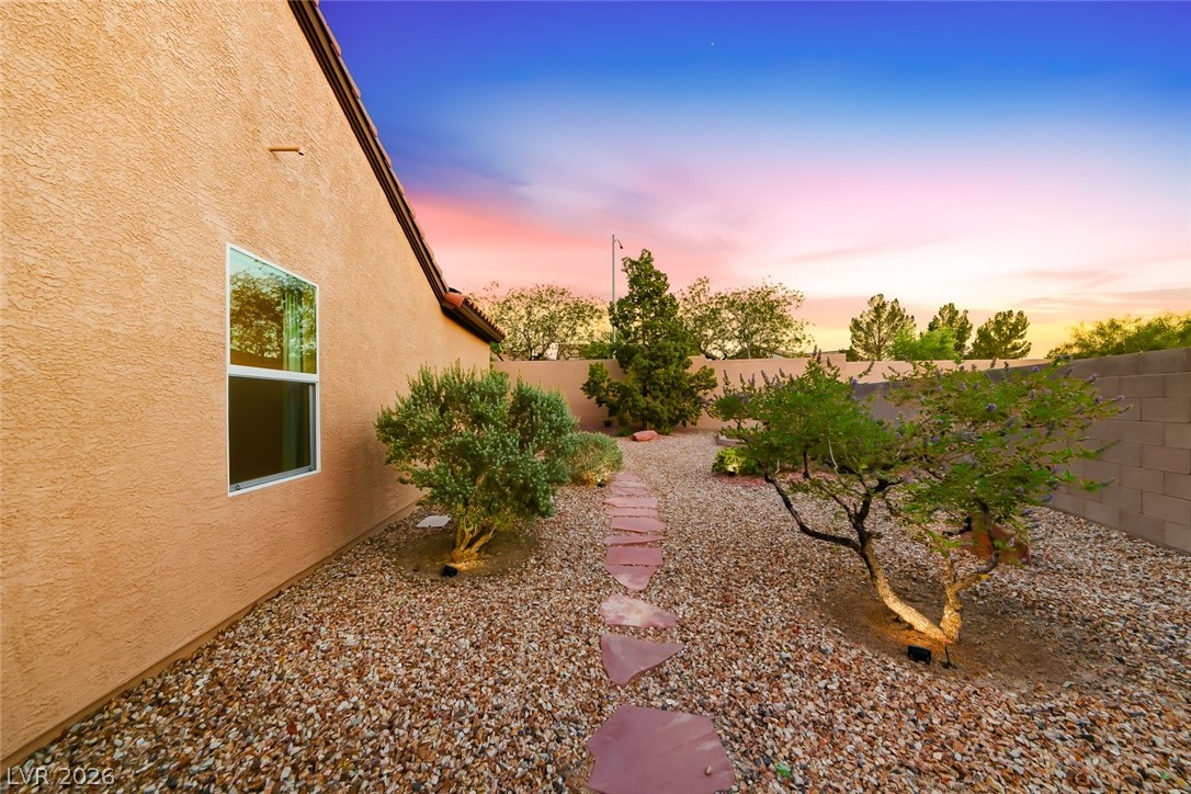 2381 Rosendale Village Avenue Henderson NV 89052