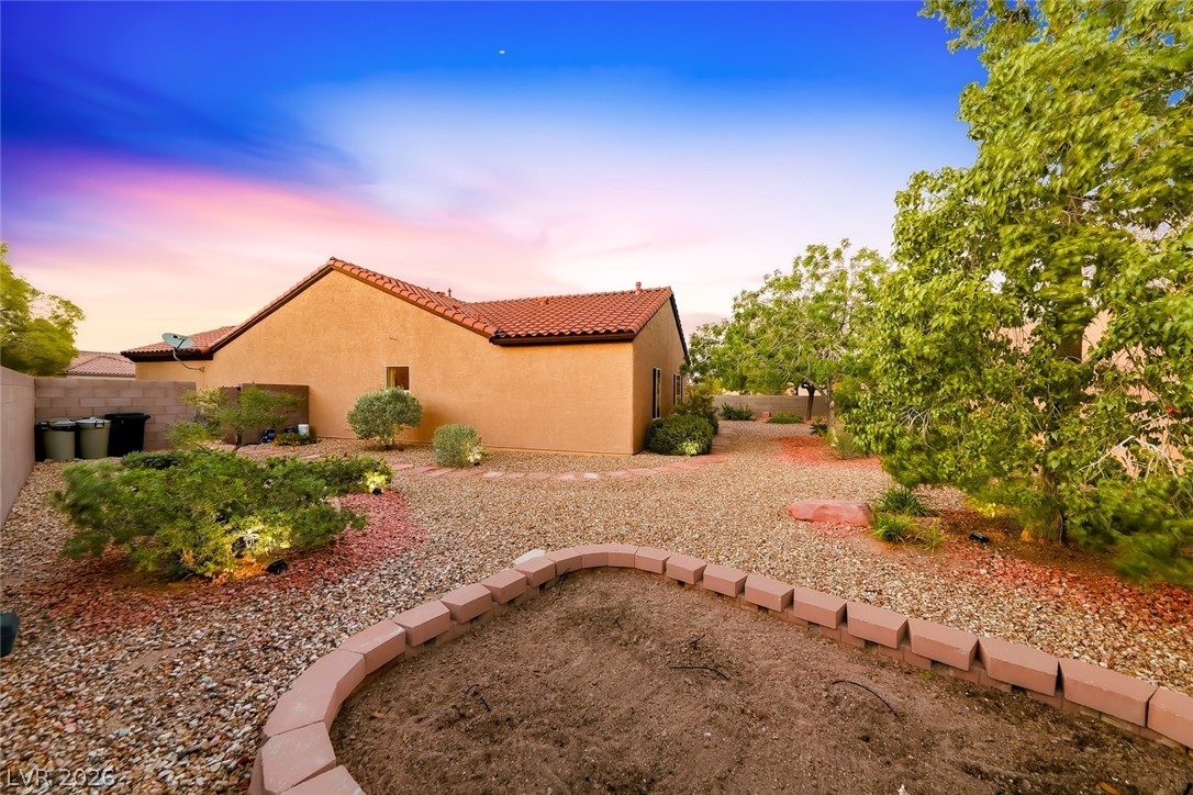 2381 Rosendale Village Avenue Henderson NV 89052
