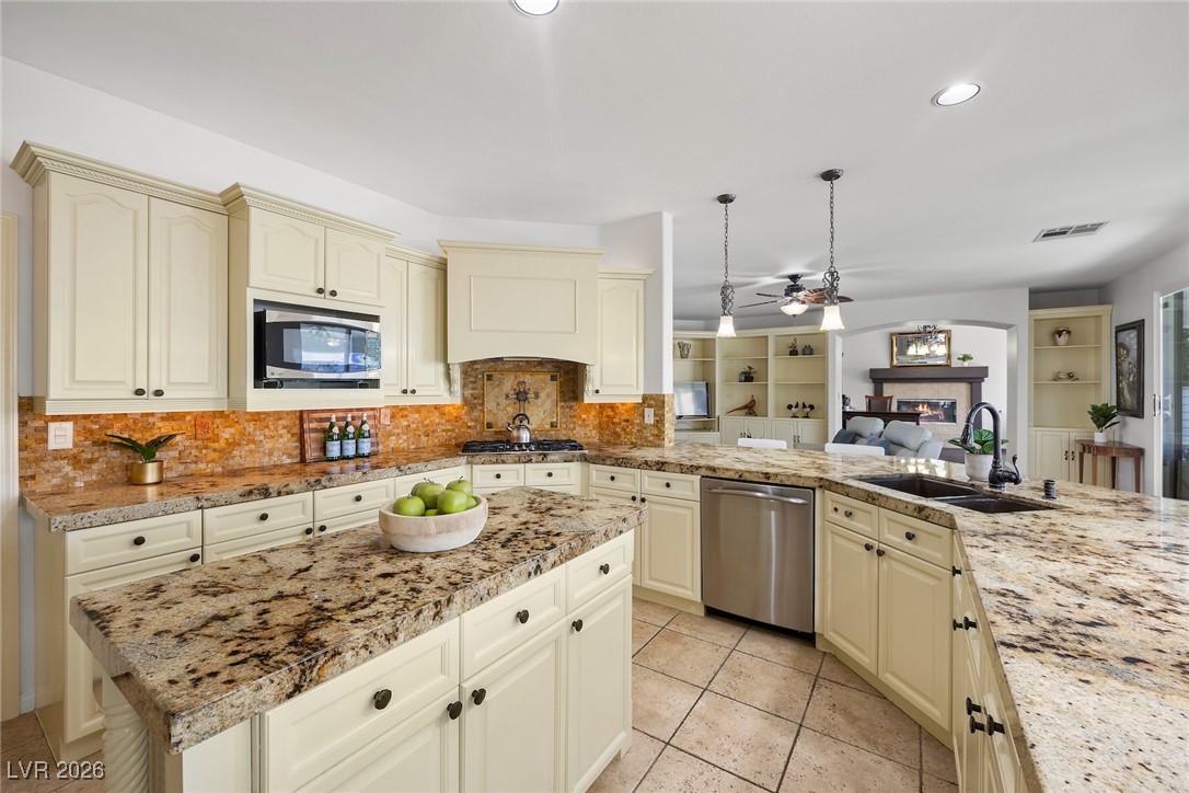 2445 Ping Drive Henderson NV 89074