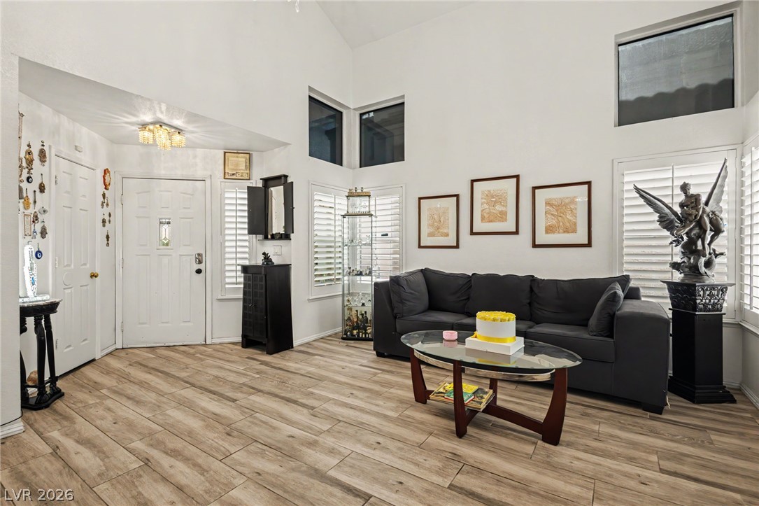 9824 Cactus View Avenue Las Vegas NV 89117