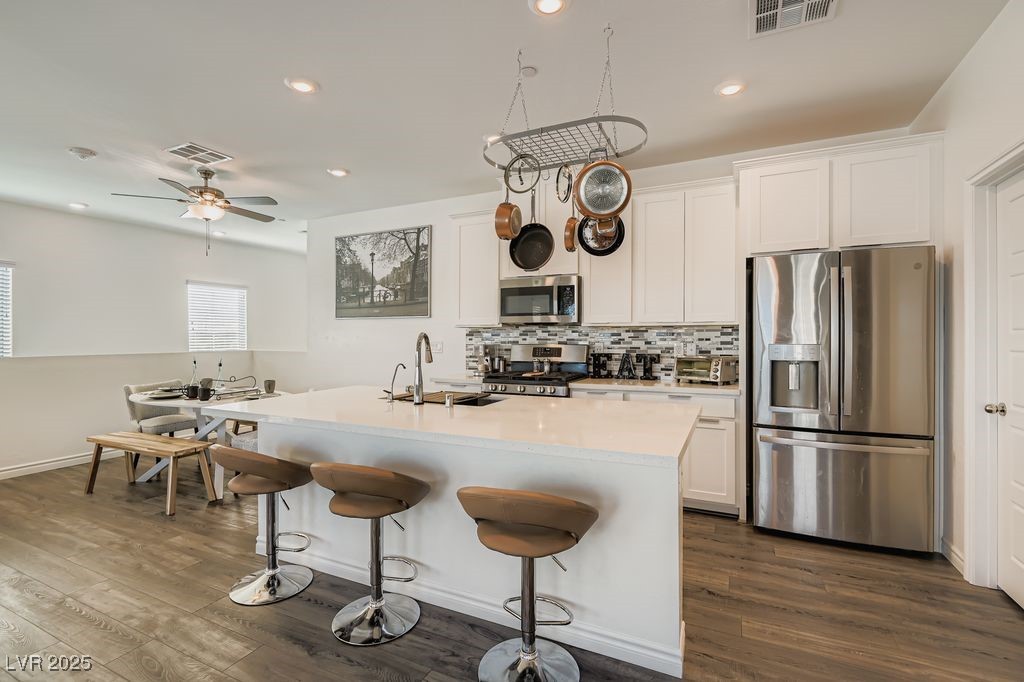275 Callen Falls Avenue 2125 Henderson NV 89011