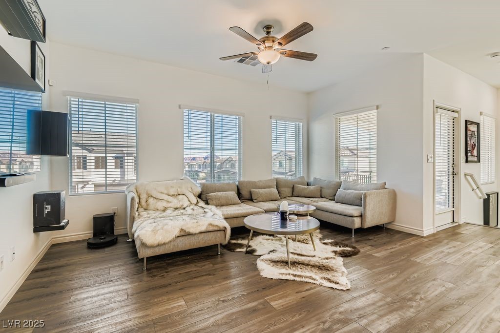 275 Callen Falls Avenue 2125 Henderson NV 89011