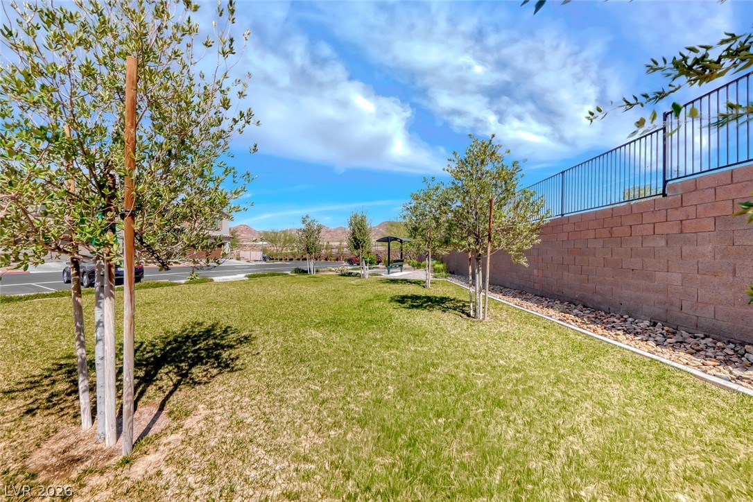 1347 Cerulean Avenue Henderson NV 89002
