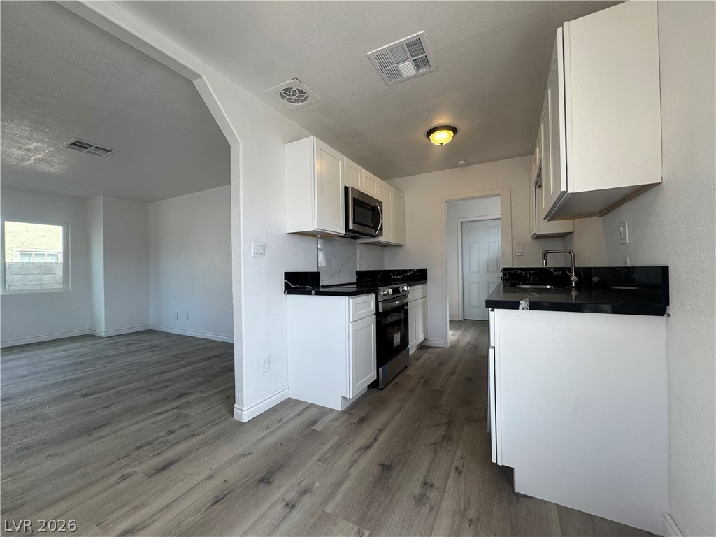 2106 Stewart Avenue Las Vegas NV 89101
