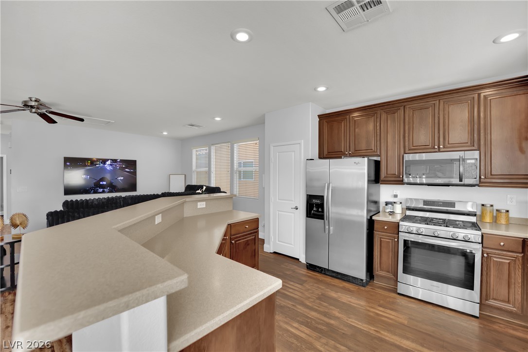 265 Morning Crest Avenue Las Vegas NV 89183