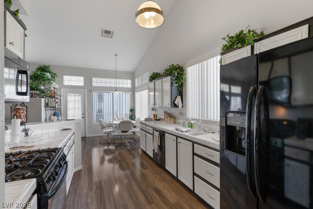 695 North Pearl Island Drive Henderson NV 89015